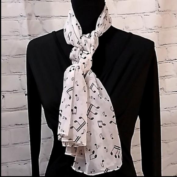 Black Music Note Print Wrap Scarf White + Scarf Buckle Gold Or Silver - Picture 6 of 16